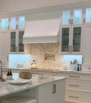Sidney Range Hood - Ogee Trim